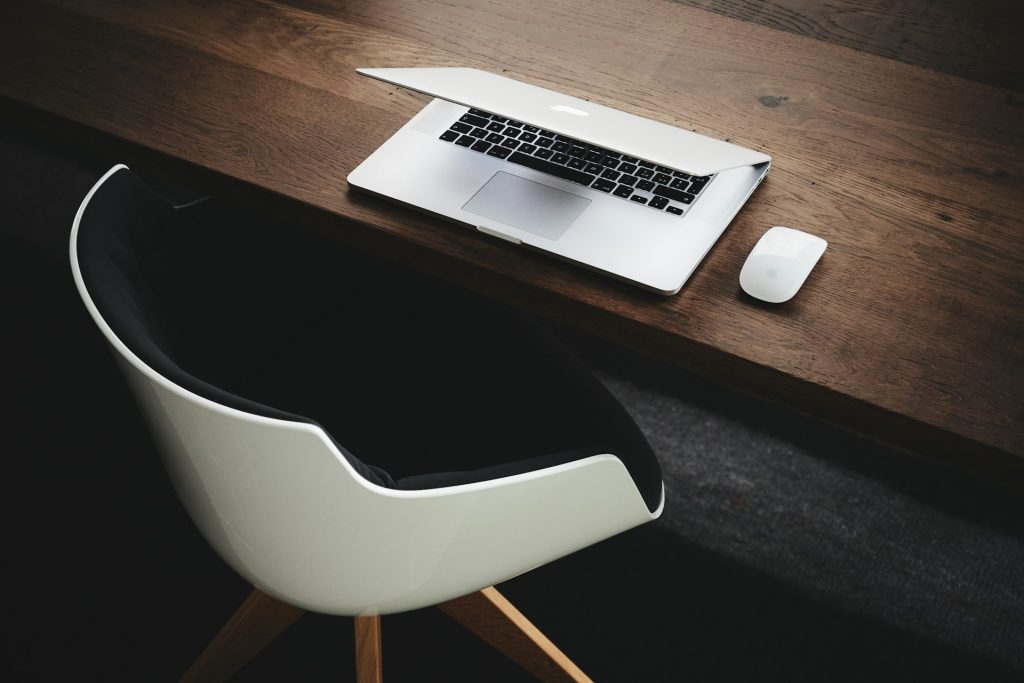 Luca Bravo 9l 326FISzk Unsplash1 1024x683